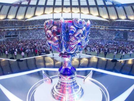 s1mple 离开 NAVI 后：“我只想玩”